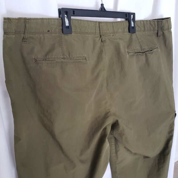 Woman Army Green button zip Pockets Cargo Pants - Picture 11 of 12